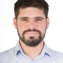 Martínez Hierro, Lander